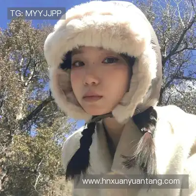 蒙炯芊